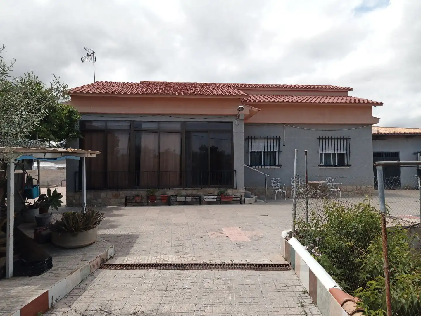 Casa o xalet en venda a Partida de Canastell, 8, Villamontes - Boqueres Vista exterior de Casa o xalet en venda en San Vicente del Raspeig / Sant Vicent del Raspeig amb Terrassa i Piscina