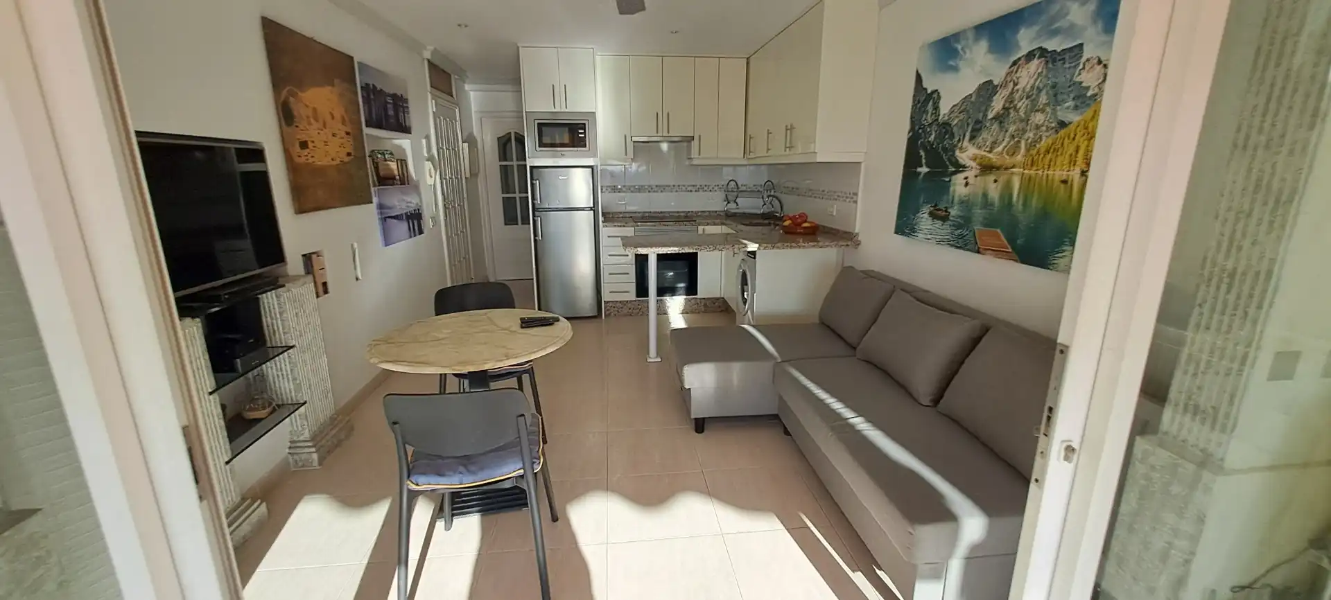 Apartamento en venta en Avenida Jose Gonzalez Forte, 59, Acantilados de Los Gigantes Cocina de Apartamento en venta en Santiago del Teide con Terraza