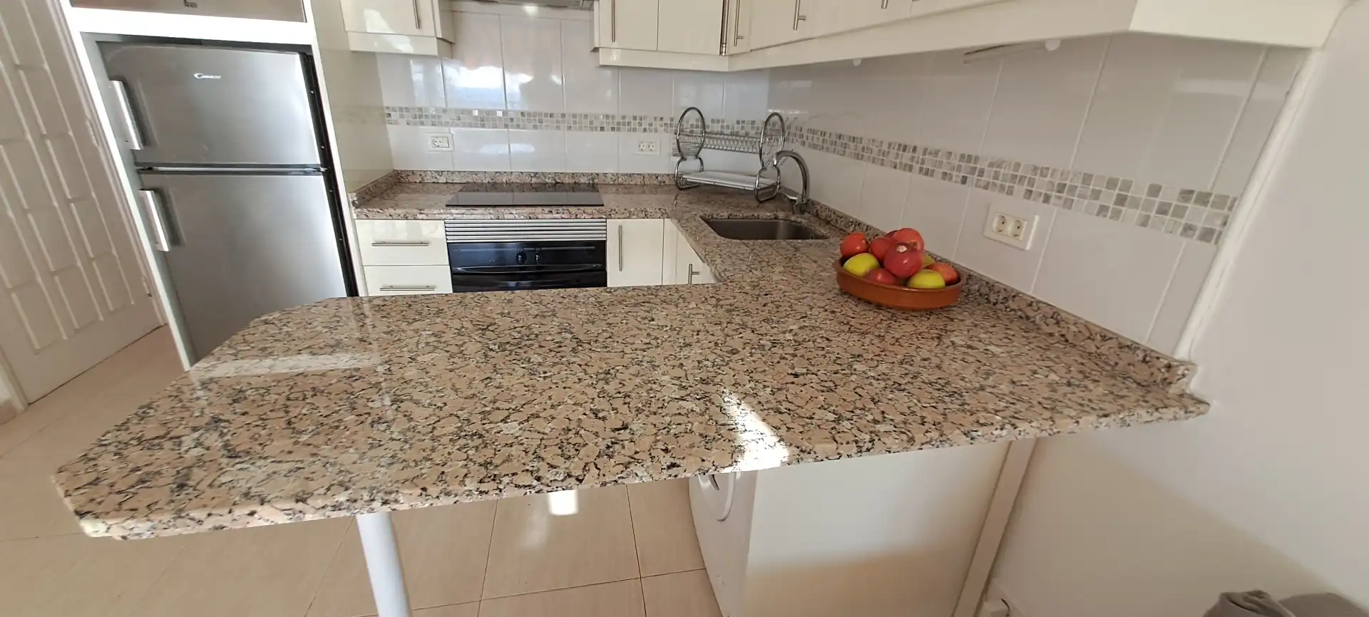 Apartamento en venta en Avenida Jose Gonzalez Forte, 59, Acantilados de Los Gigantes Cocina de Apartamento en venta en Santiago del Teide con Terraza