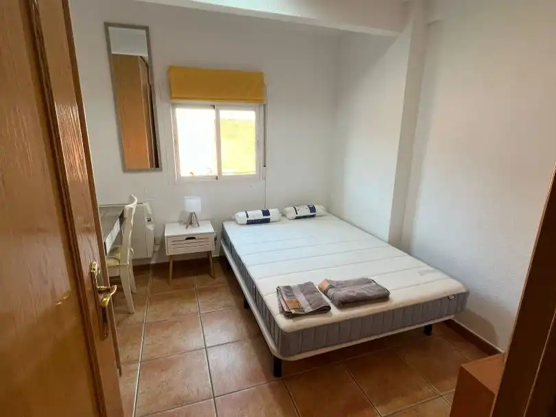 Habitación en Calle de Butarque, 40, Batallas Habitación de Piso para compartir en Leganés con Aire acondicionado, Calefacción y Amueblado