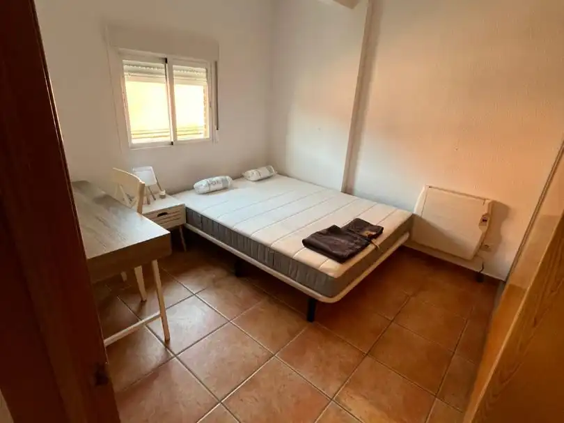 Habitación en Calle de Butarque, 40, Batallas Habitación de Piso para compartir en Leganés con Aire acondicionado, Calefacción y Amueblado