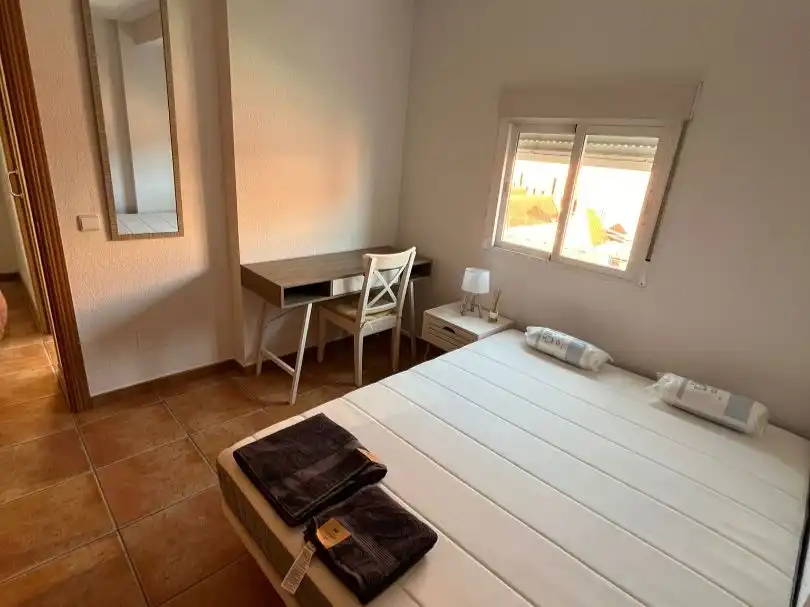 Habitación en Calle de Butarque, 40, Batallas Habitación de Piso para compartir en Leganés con Aire acondicionado, Calefacción y Amueblado