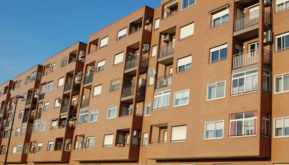Piso de alquiler en Avenida de Cataluña, 291, Avda. Cataluña, Zaragoza Capital - imagen 1 Foto 1 de Piso de alquiler en Avenida de Cataluña, 291, Avda. Cataluña, Zaragoza Capital