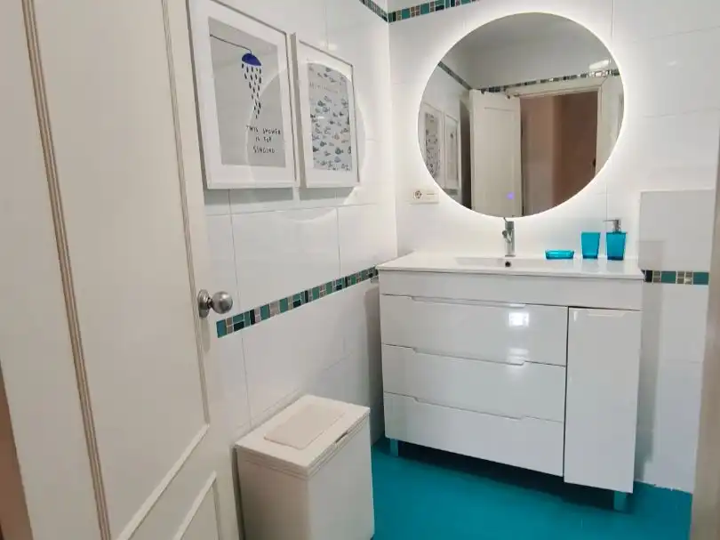 Casa o xalet en venda a Calle de José Fentanes, 83, Ciudad Universitaria Bany de Casa o xalet en venda en Madrid amb Calefacció, Parquet i Traster