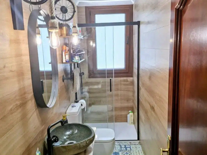 Casa adosada en venta en Estrada Santa Mariña, 22, Allariz Baño de Casa adosada en venta en Allariz con Terraza y Balcón