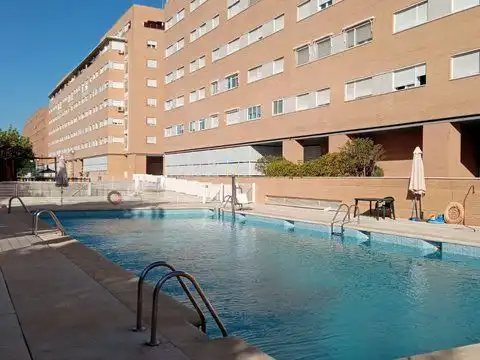 Flat for rent in Avenida Gran Vía del Este, 15, Valdebernardo - Valderribas Swimming pool of Flat for rent in Madrid Capital with Air Conditioner and Swimming Pool