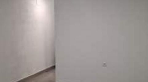Foto 2 de Piso de alquiler en Centro, Chiva