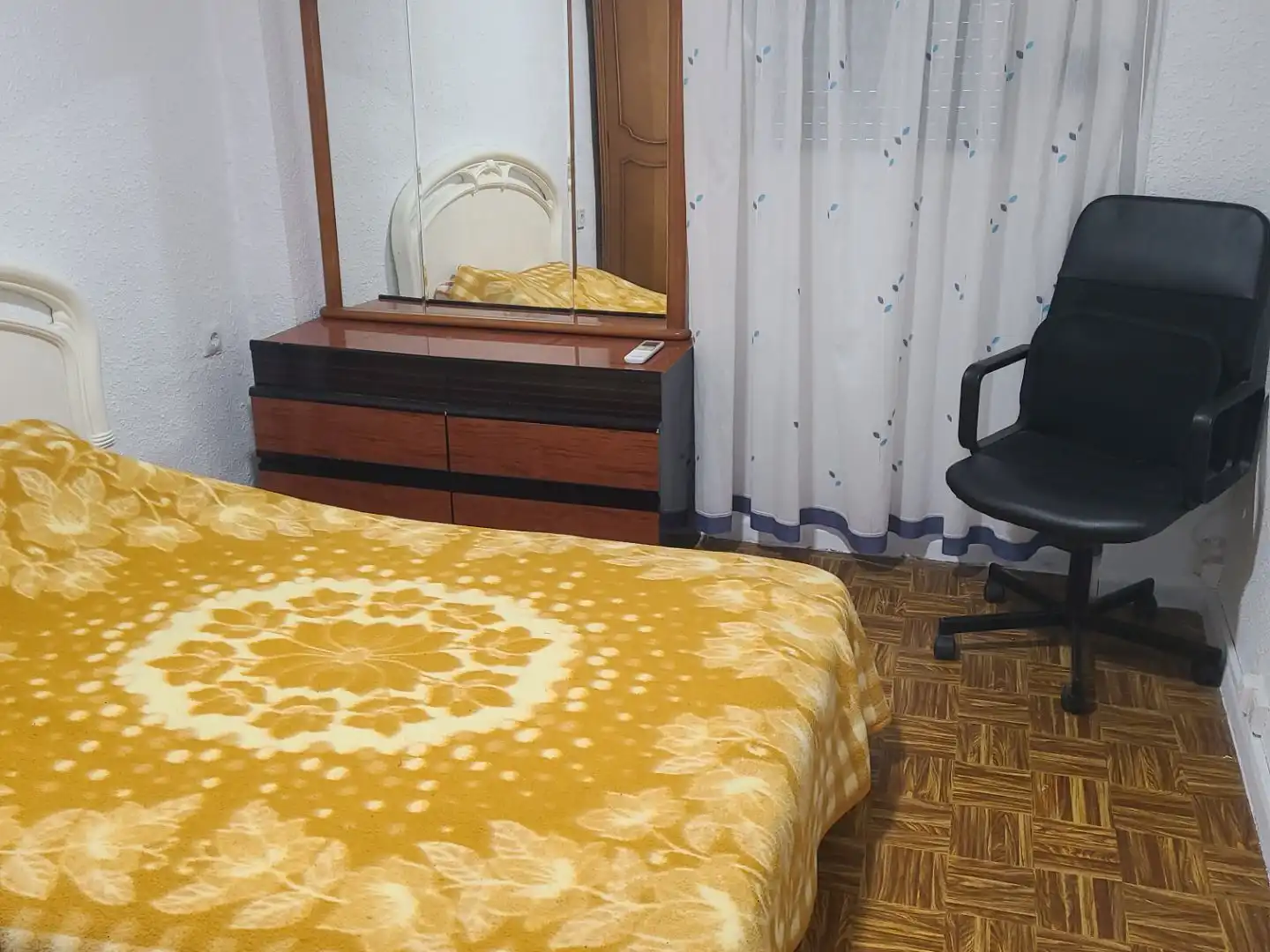 Habitación de Piso en venta en Manises con Aire acondicionado y Balcón