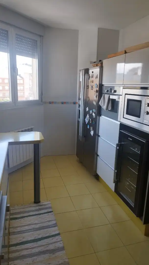 Maisonette zum Verkauf in Calle Paral M Renfe, 22, Ponferrada Küche von Maisonette zum Verkauf in Ponferrada mit Klimaanlage