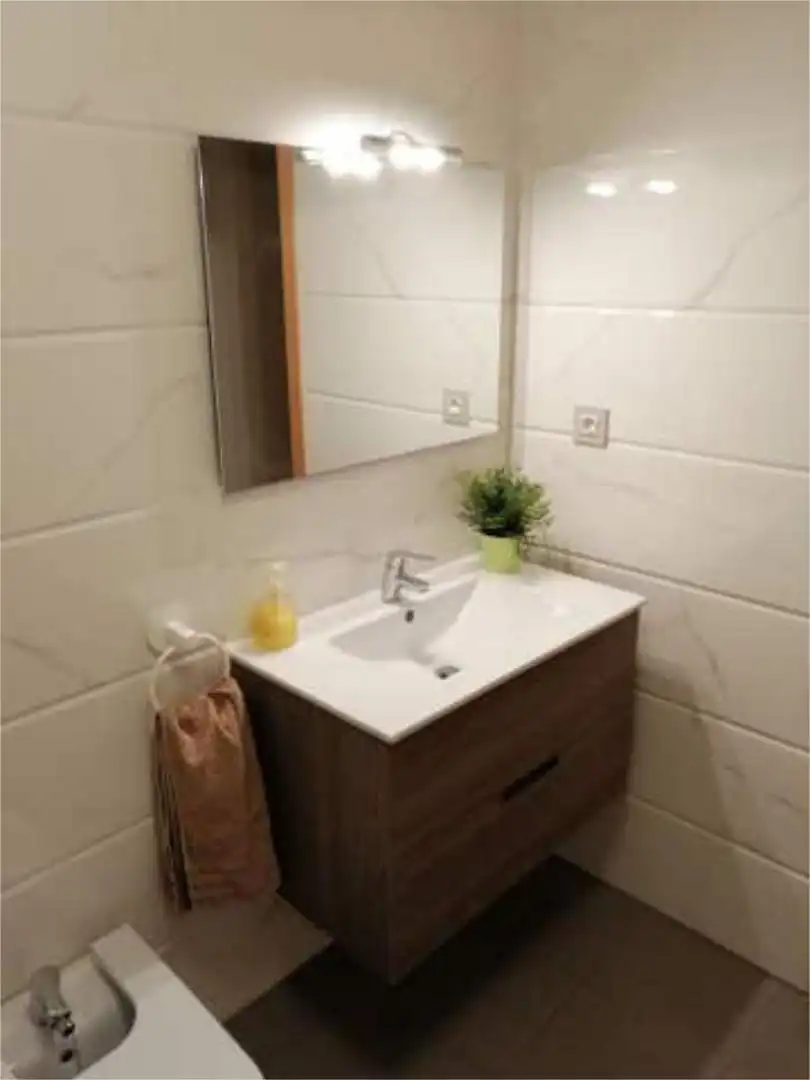 Bathroom of Flat for rent in Barbastro  with Heating, Terrace and Furnished
