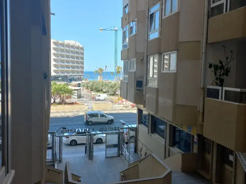 Vista exterior de Apartamento de alquiler en Cádiz con Aire acondicionado, Parquet y Amueblado
