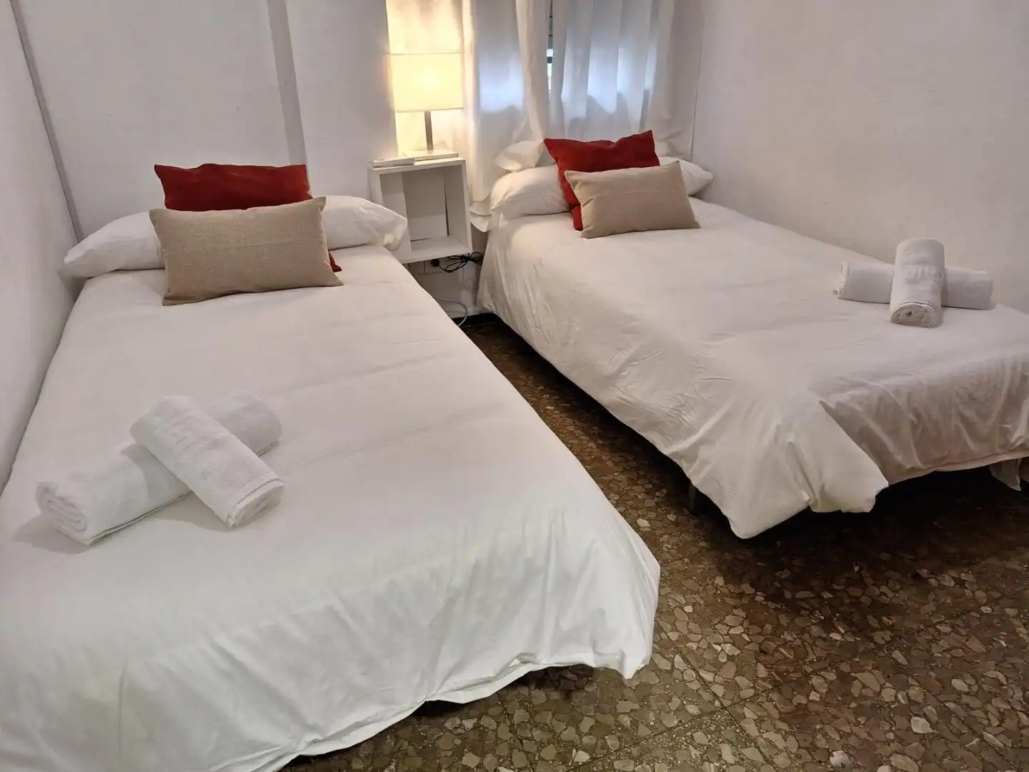 Bedroom of Flat for sale in Sevilla  with Air Conditioner, Heating and Terrace
