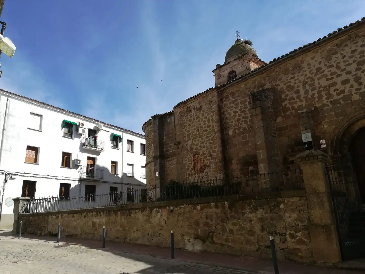 Piso de alquiler en Calle San Pedro, 2, Centro Ciudad Vista exterior de Piso de alquiler en Plasencia con Aire acondicionado y Balcón
