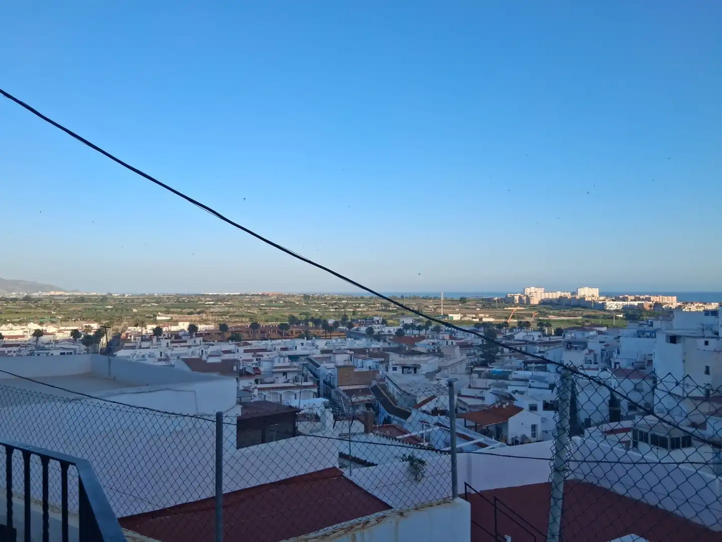 Vista exterior de Piso en venta en Salobreña con Jardín privado, Trastero y Balcón