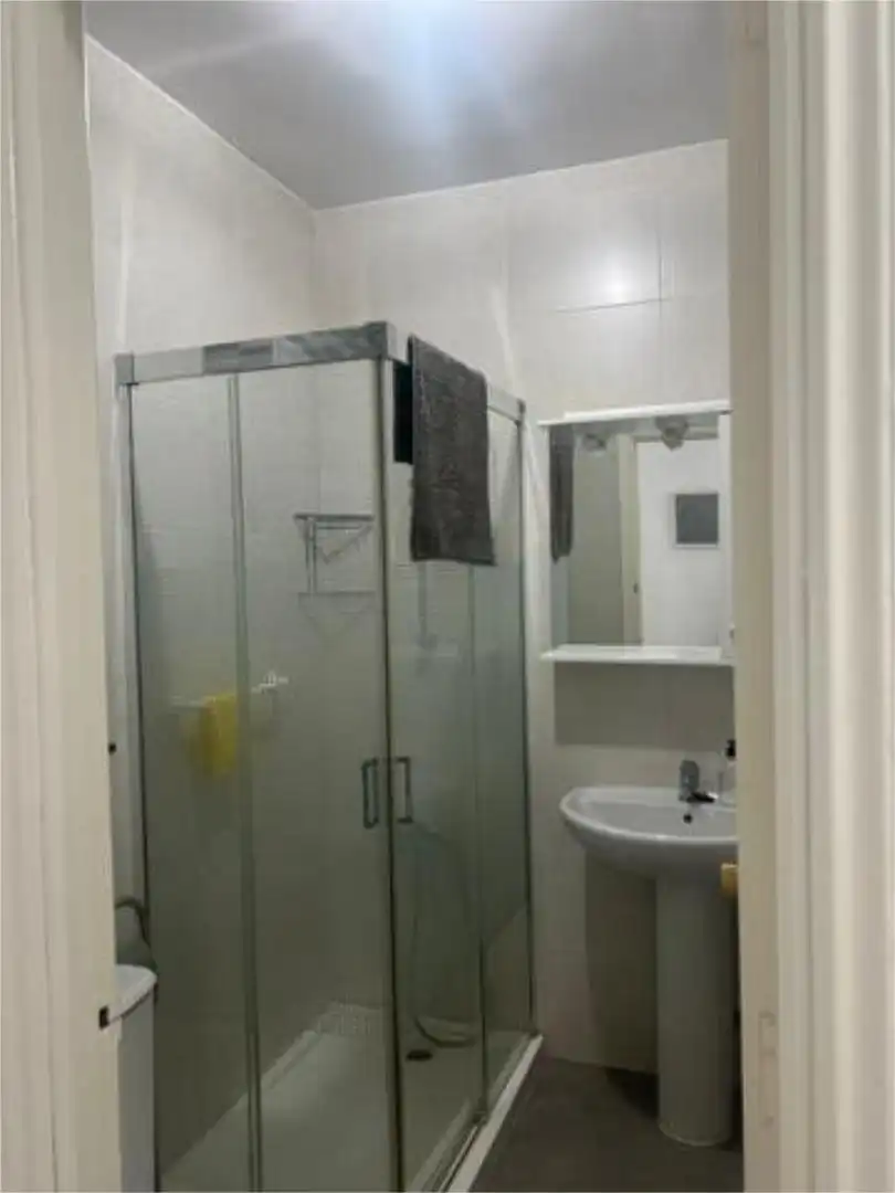 Baño de Piso de alquiler en Alcázar de San Juan con Calefacción, Terraza y Amueblado