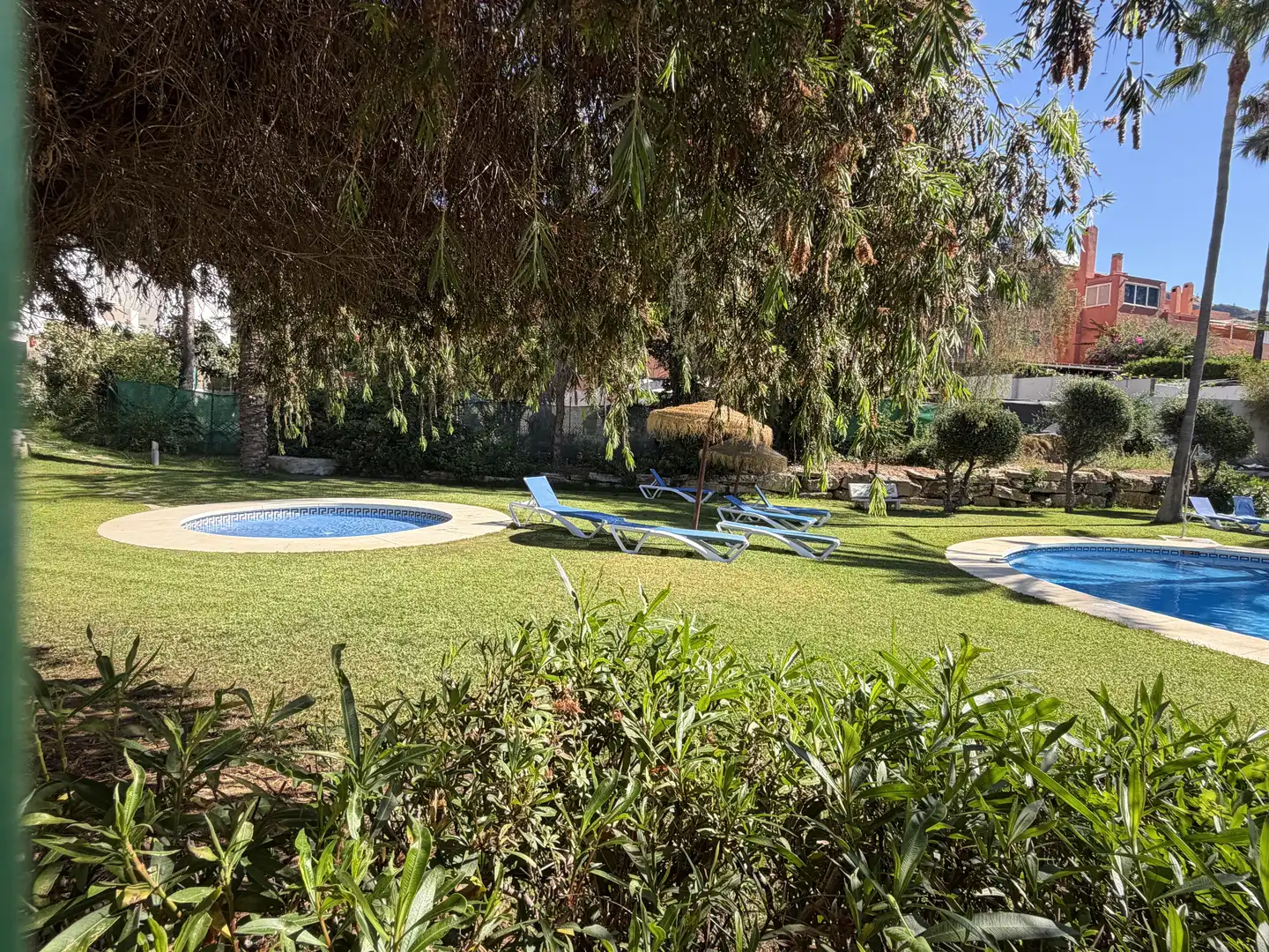 Flat for sale in Calle la Pimienta, 4, Valdeolletas - Las Cancelas - Xarblanca Swimming pool of Flat for sale in Marbella with Air Conditioner, Heating and Private garden