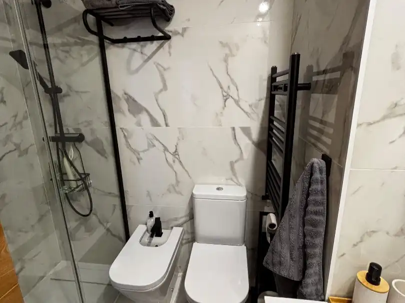Bathroom of Flat for sale in Azuqueca de Henares  with Air Conditioner, Heating and Parquet flooring