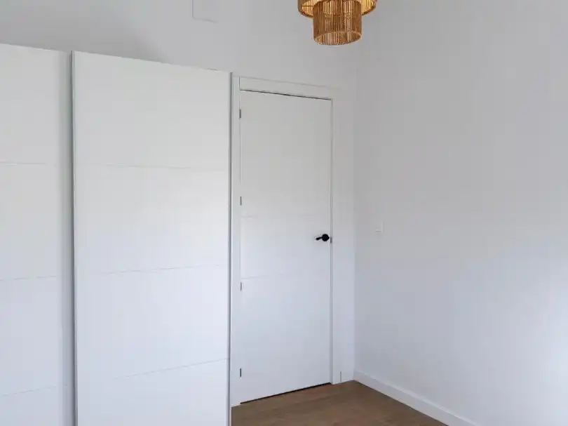Flat for sale in Calle de la Amistad, Versalles Bedroom of Flat for sale in Avilés with Heating and Parquet flooring