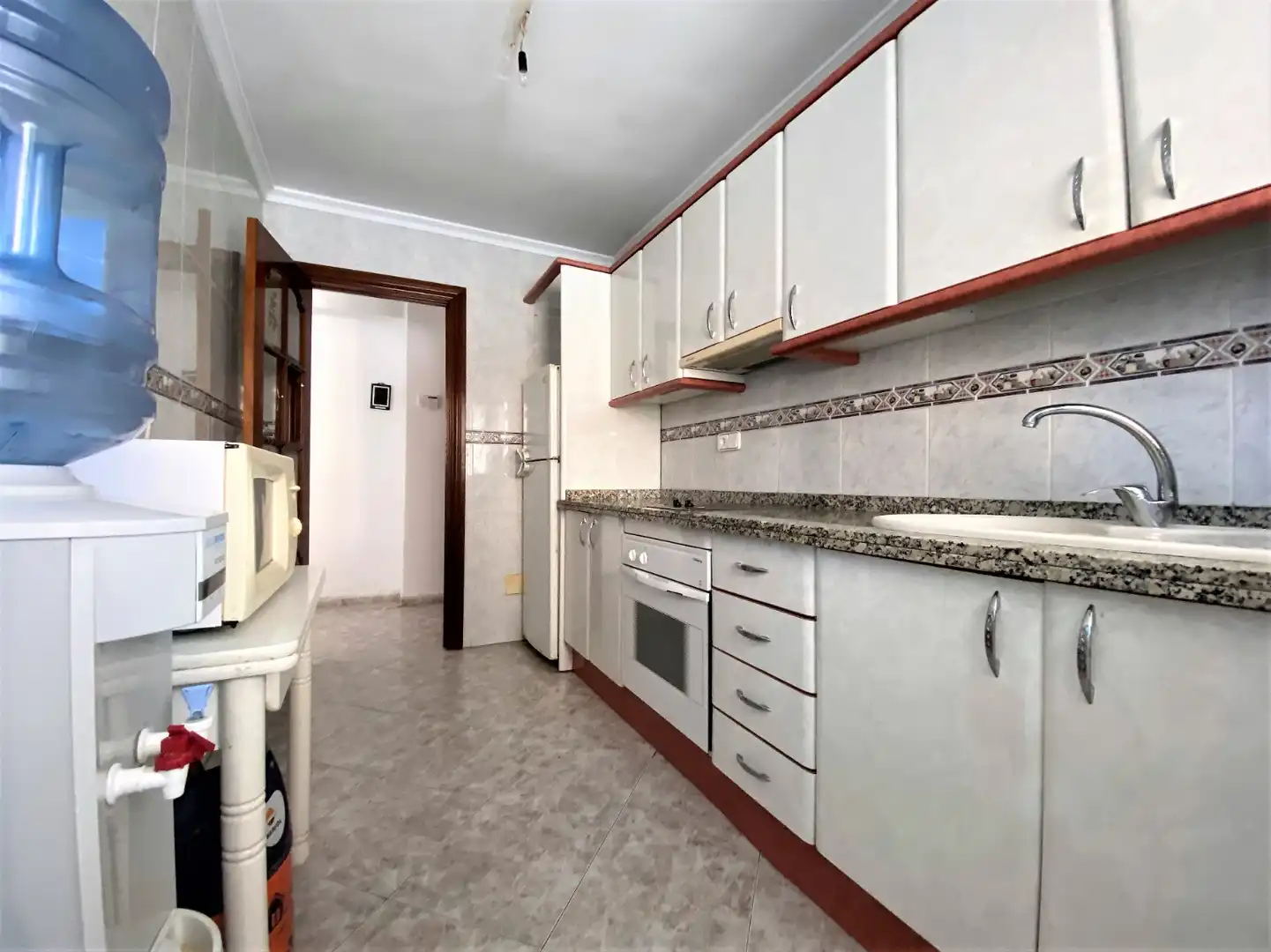 Zimmer in Calle Pedro Espinosa, 34, Camino de Antequera Küche von Wohnung zur untervermieten in Málaga mit Klimaanlage, Möbliert und Balkon
