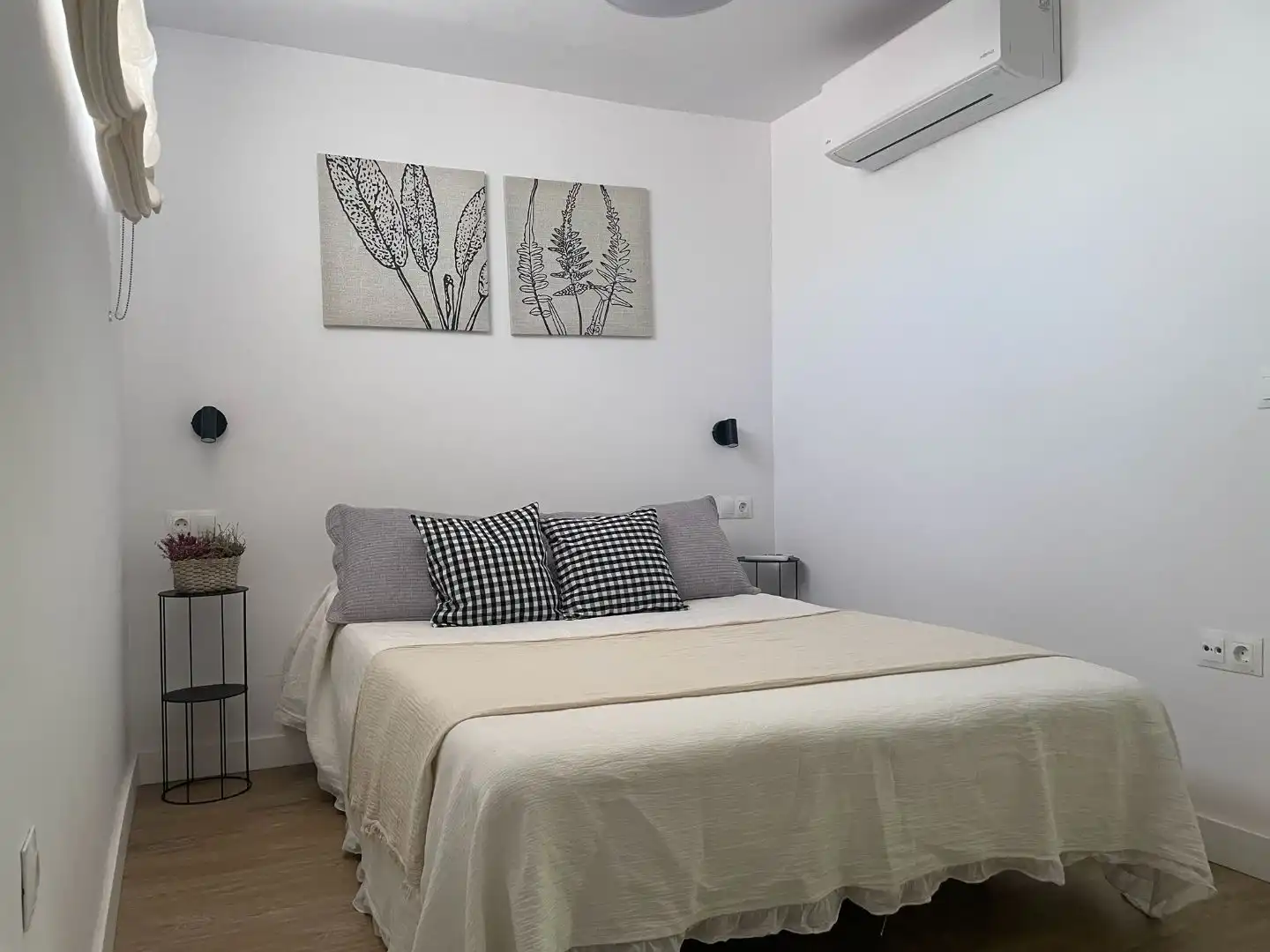 Flat for rent in Calle Gómez Pallete, 7, La Merced Bedroom of Flat for rent in Málaga Capital with Air Conditioner, Terrace and Balcony