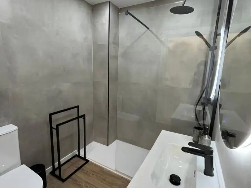 Flat for rent in Calle Gómez Pallete, 7, La Merced Bathroom of Flat for rent in Málaga Capital with Air Conditioner, Terrace and Balcony