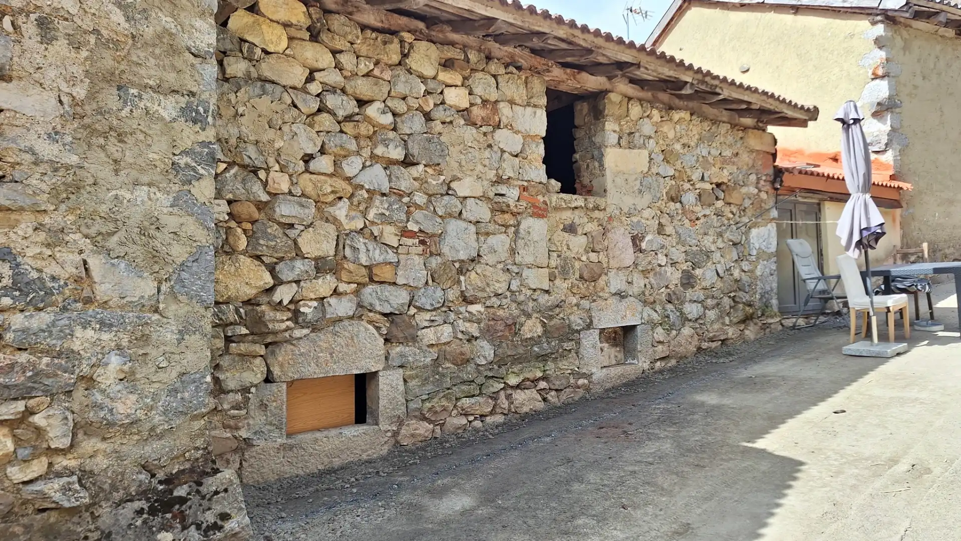 Casa adosada en venta en Calle Raimundo Alonso, 10, Maraña Vista exterior de Casa adosada en venta en Maraña