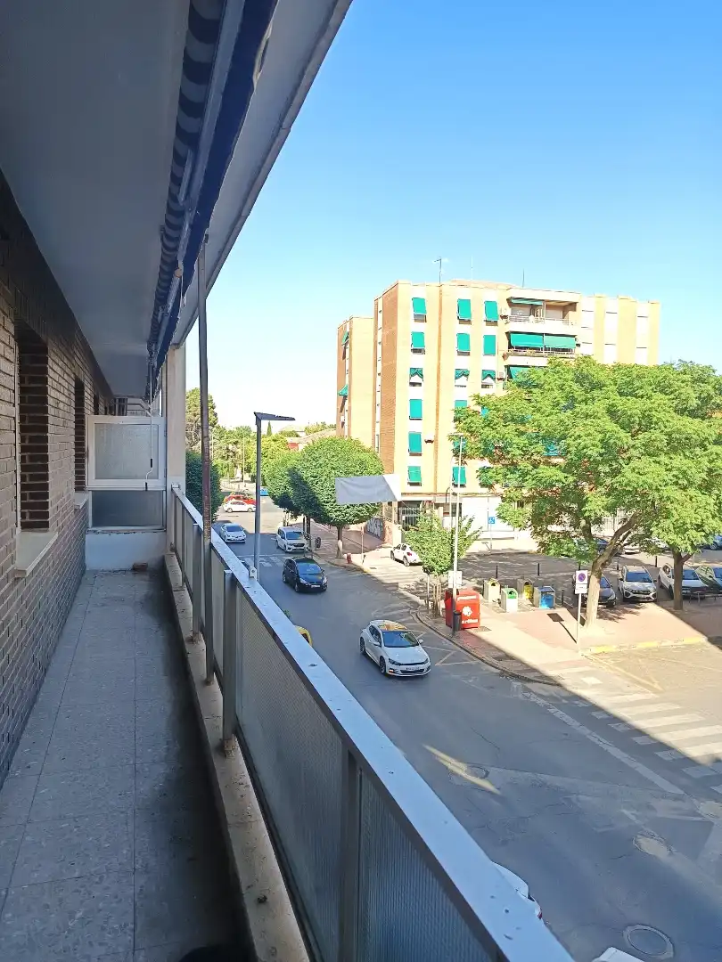 Room in Calle de la Mata, 35, El Torreón - Los Ángeles - El Pilar Exterior view of Flat for share in Ciudad Real with Heating, Terrace and Furnished