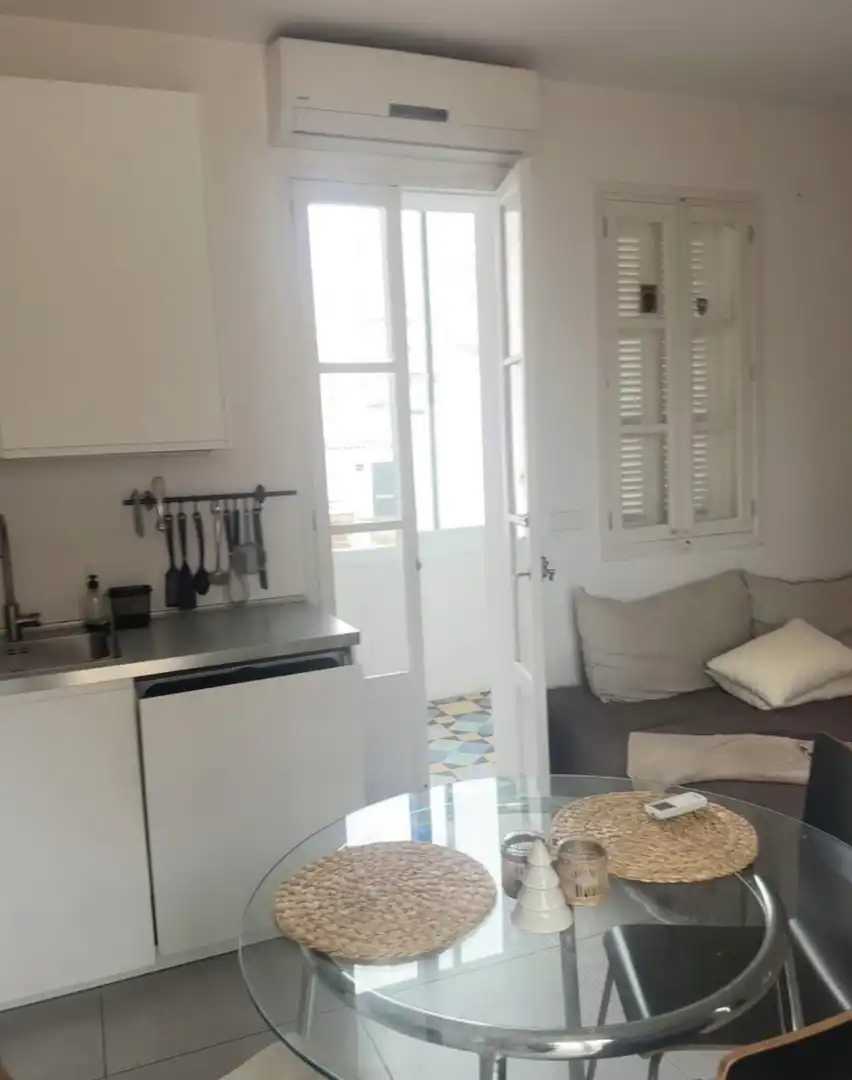 Estudio de alquiler en Carrer de Blanquerna, 27, Bons Aires Cocina de Estudio de alquiler en Palma de Mallorca con Aire acondicionado, Terraza y Amueblado