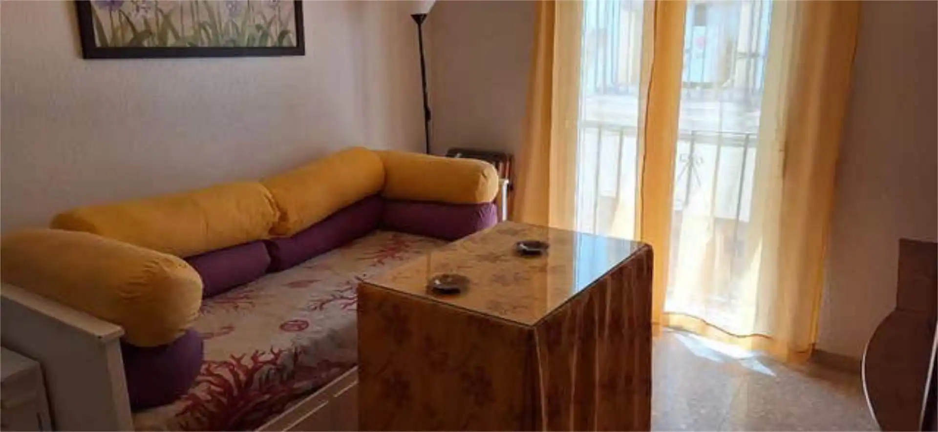 Apartamento de alquiler en Casco Histórico - Ribera - San Basilio Habitación de Apartamento de alquiler en Córdoba con Calefacción, Terraza y Amueblado