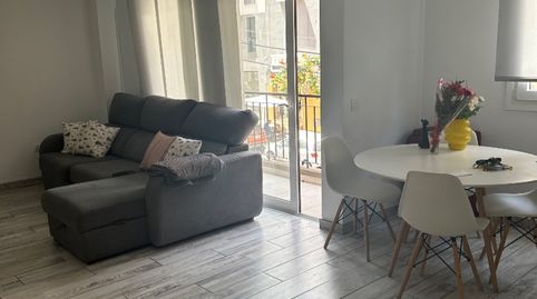 Habitación en Calle Ramón y Cajal, 14, Duggi - Rambla - Los Hoteles, Santa Cruz de Tenerife Capital - imagen 4 Foto 4 de Habitación en Calle Ramón y Cajal, 14, Duggi - Rambla - Los Hoteles, Santa Cruz de Tenerife Capital