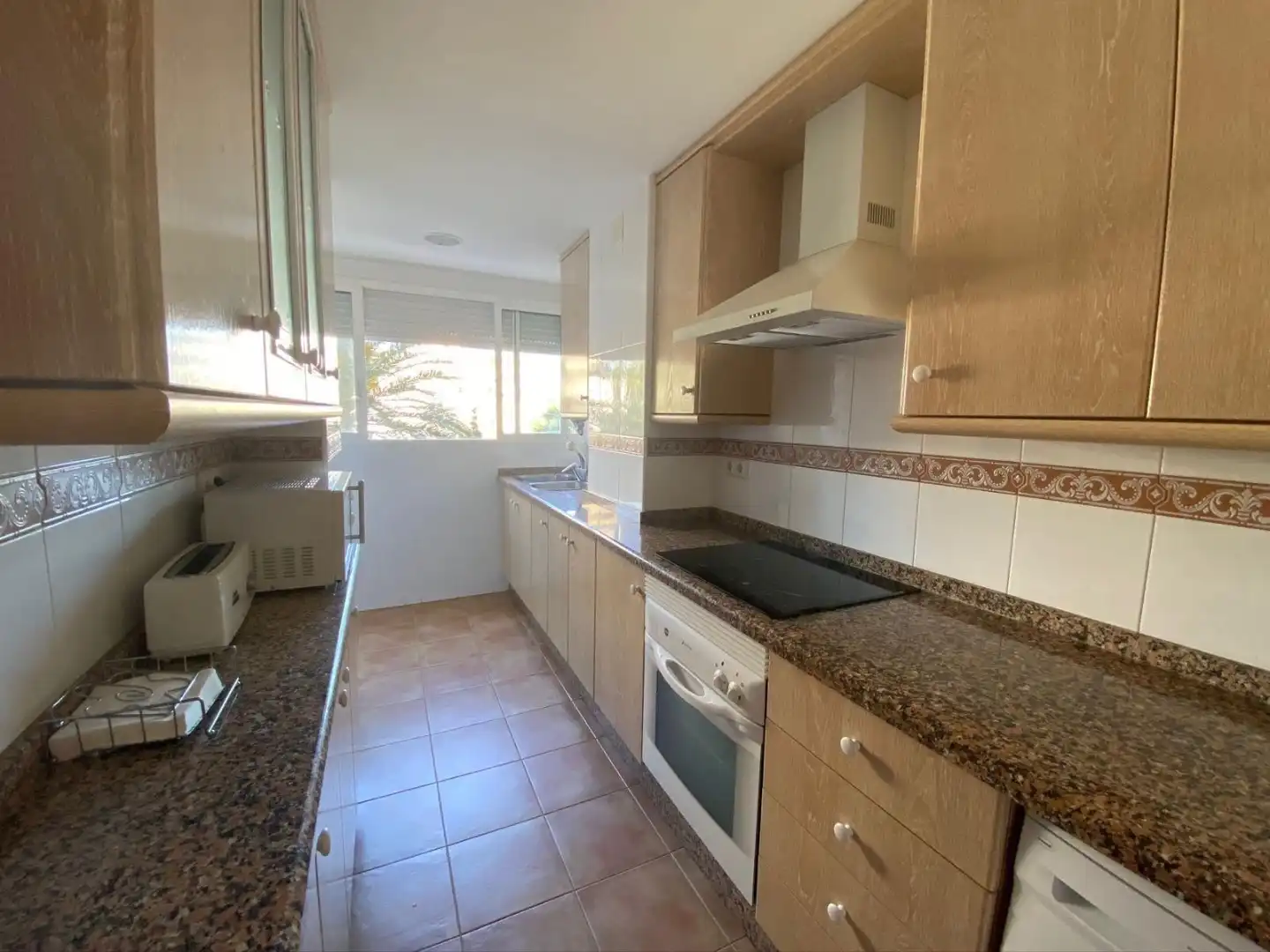 Apartments for rent in Avenida Jaime I el Conquistador, 24, Playa Muchavista Kitchen of Apartments for rent in El Campello with Heating, Private garden and Terrace