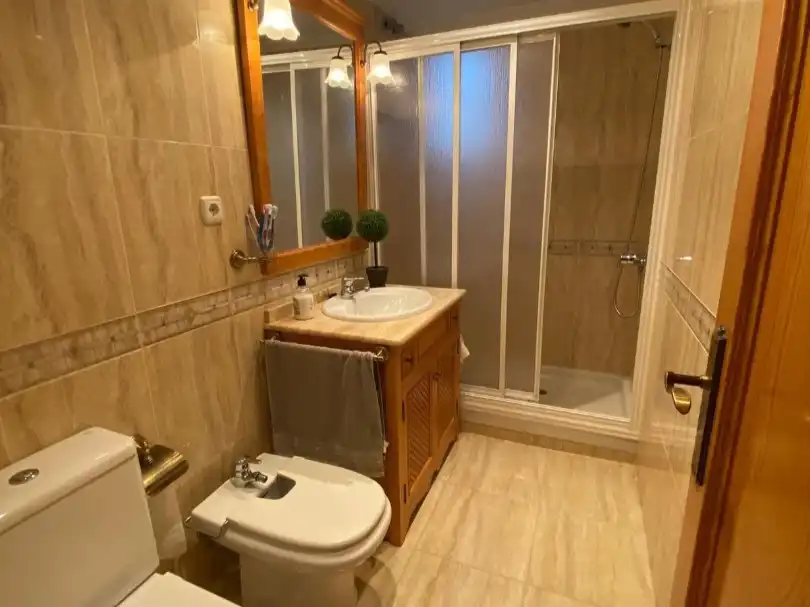 Apartments for rent in Avenida Jaime I el Conquistador, 24, Playa Muchavista Bathroom of Apartments for rent in El Campello with Heating, Private garden and Terrace