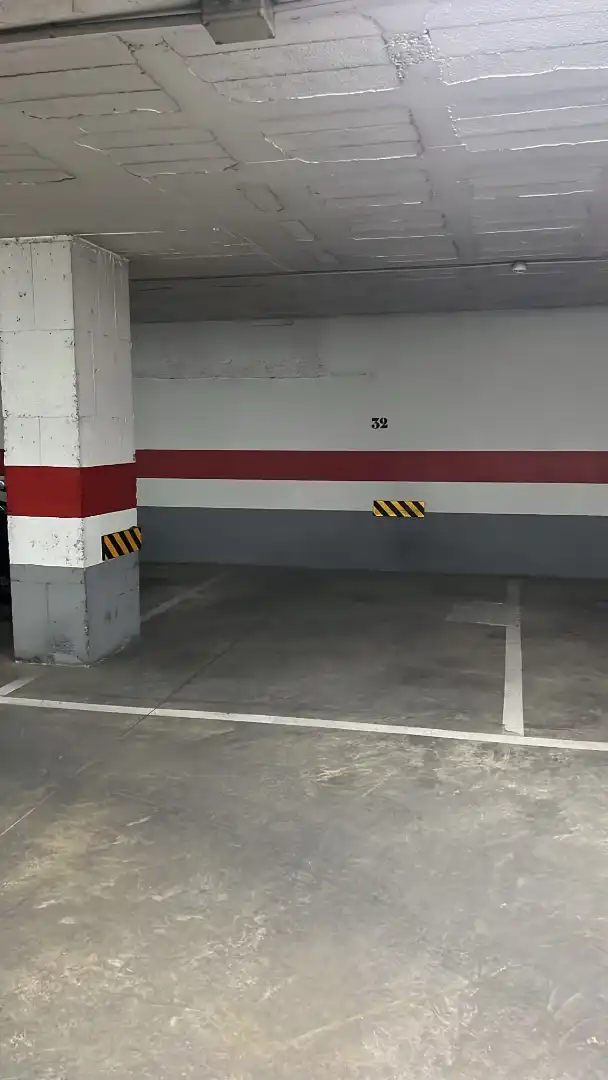 Parkplatz von Garage zum Verkauf in Málaga