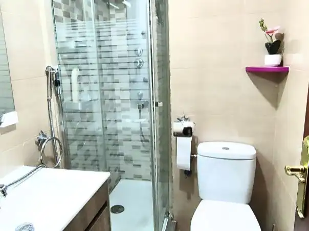 Habitación en Plaza Jiménez Díaz, 7, Universidad Baño de Piso para compartir en Getafe con Calefacción, Amueblado y Videoportero