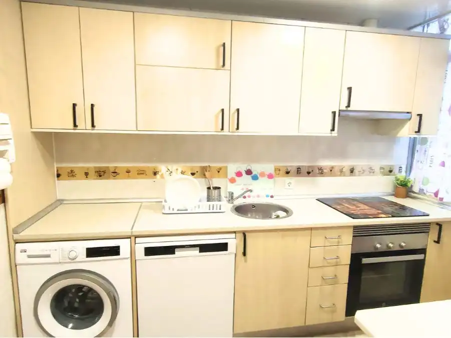 Habitación en Plaza Jiménez Díaz, 7, Universidad Cocina de Piso para compartir en Getafe con Calefacción, Amueblado y Videoportero