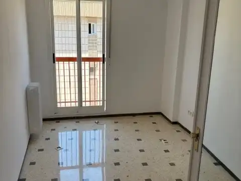 Bedroom of Flat for rent in Granada  with Air Conditioner, Heating and Balcony