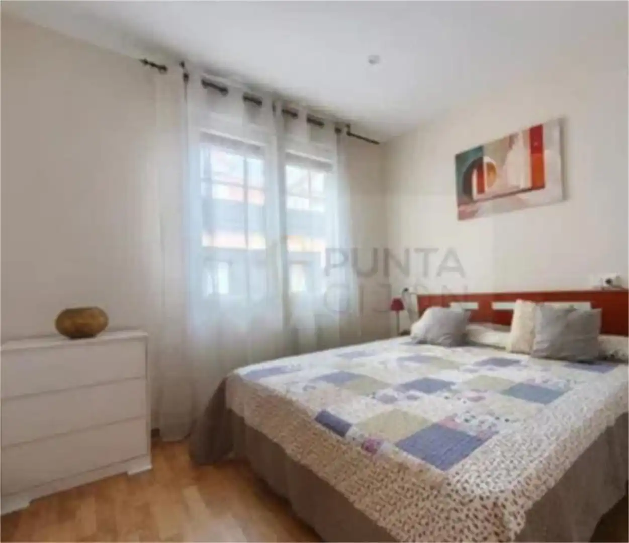 Habitación de Piso en venta en Gijón  con Calefacción, Trastero y Amueblado