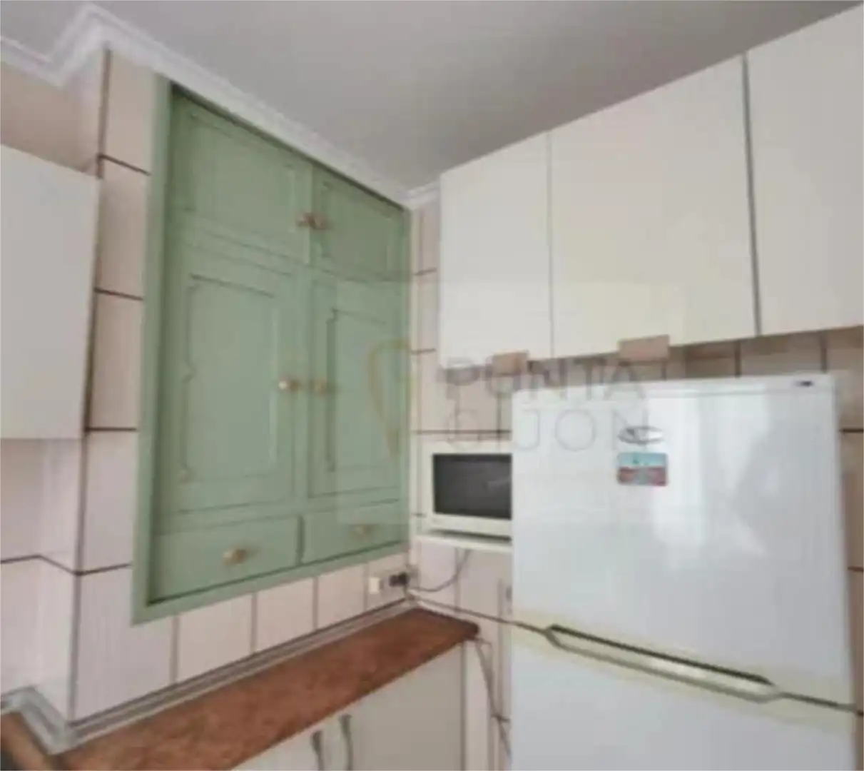 Cocina de Piso en venta en Gijón  con Calefacción, Trastero y Amueblado