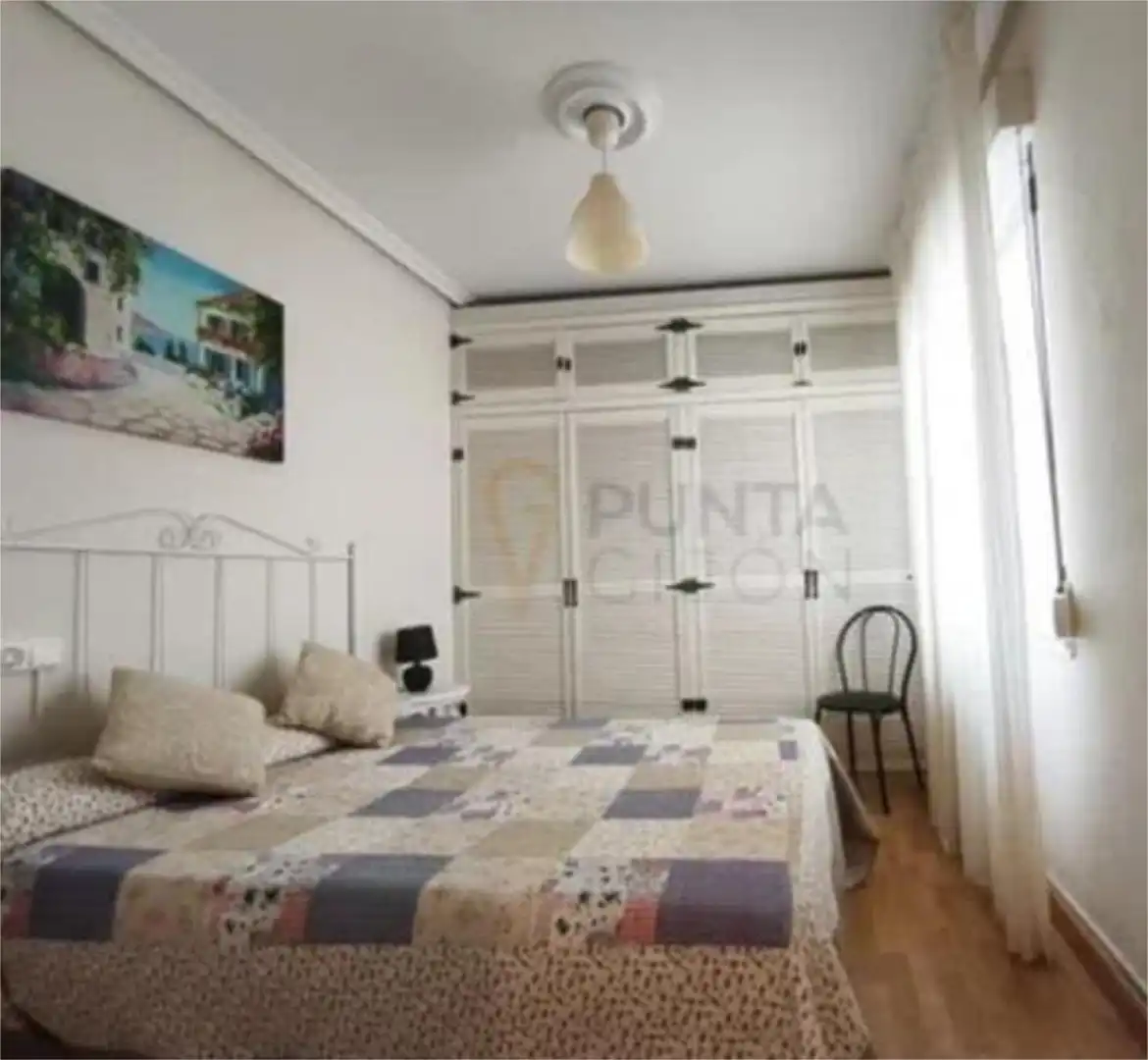 Habitación de Piso en venta en Gijón  con Calefacción, Trastero y Amueblado