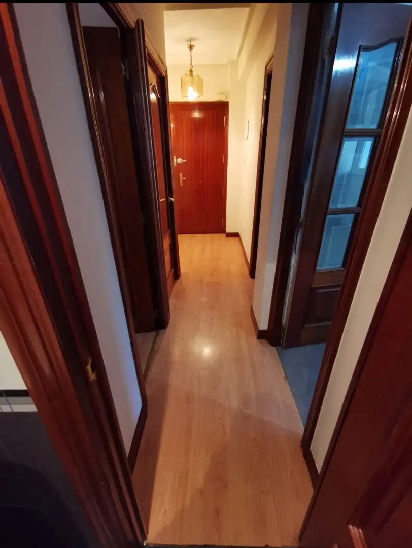 Piso en venta en Valle de Trápaga-Trapagaran con Parquet, Trastero y Amueblado
