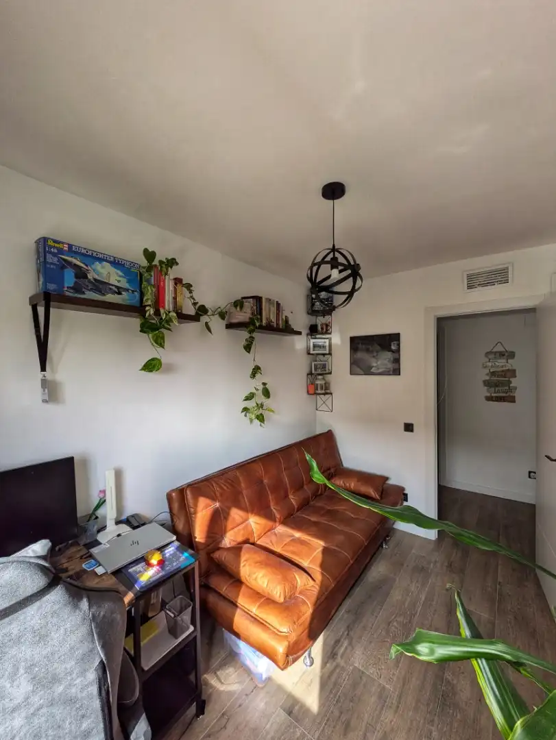 Piso en venta en Calle José María Pemán, 1, Brezo Sala de estar de Piso en venta en Valdemoro con Aire acondicionado y Terraza