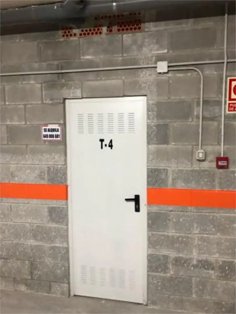 Parkplatz von Lagerraum zur Miete in Llanes