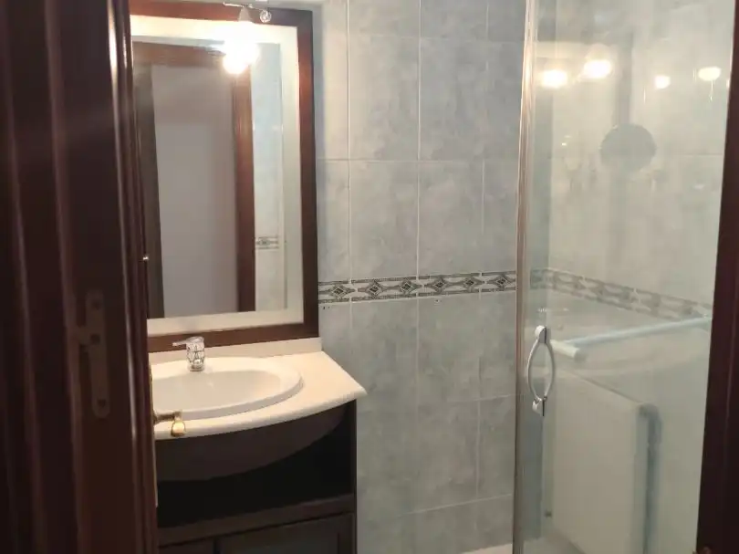 Piso en venta en Calle Peña Ubiña, 10, Coto Carcedo Baño de Piso en venta en Castrillón con Terraza