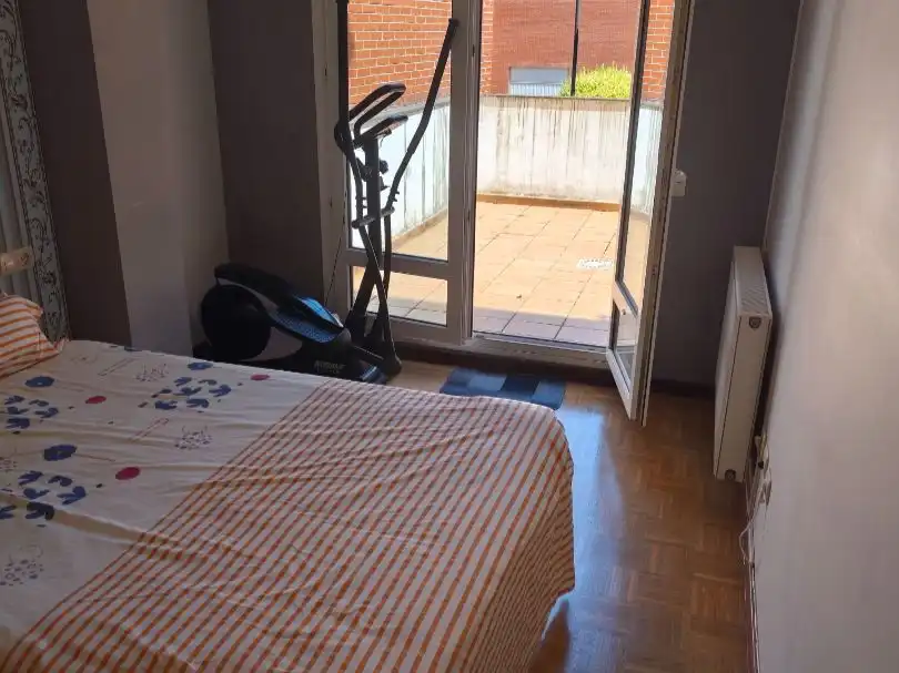 Piso en venta en Calle Peña Ubiña, 10, Coto Carcedo Habitación de Piso en venta en Castrillón con Terraza