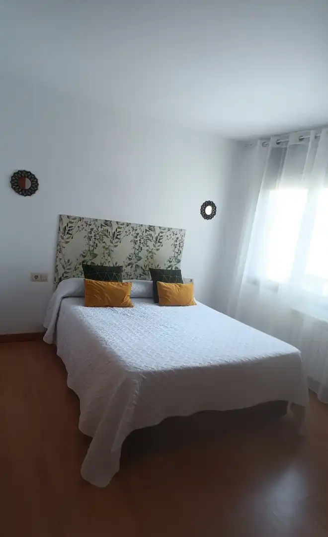Wohnung zum Verkauf in Travessera Travesera la Rambla, 4, Sils Schlafzimmer von Wohnung zum Verkauf in Sils mit Klimaanlage und Balkon