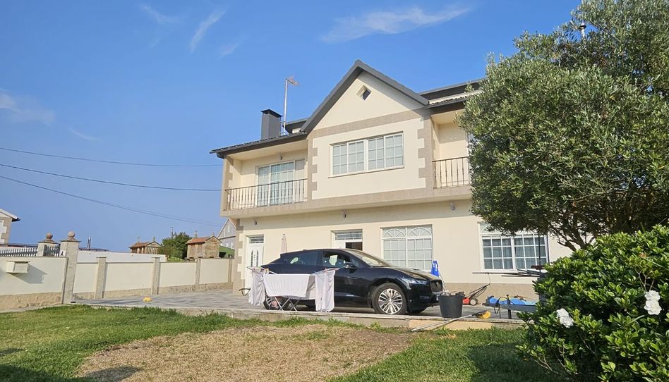 Casa o xalet en venda a Carretera Portela, 95, Bueu, Pontevedra - imatge 1 Foto 1 de Casa o xalet en venda a Carretera Portela, 95, Bueu, Pontevedra