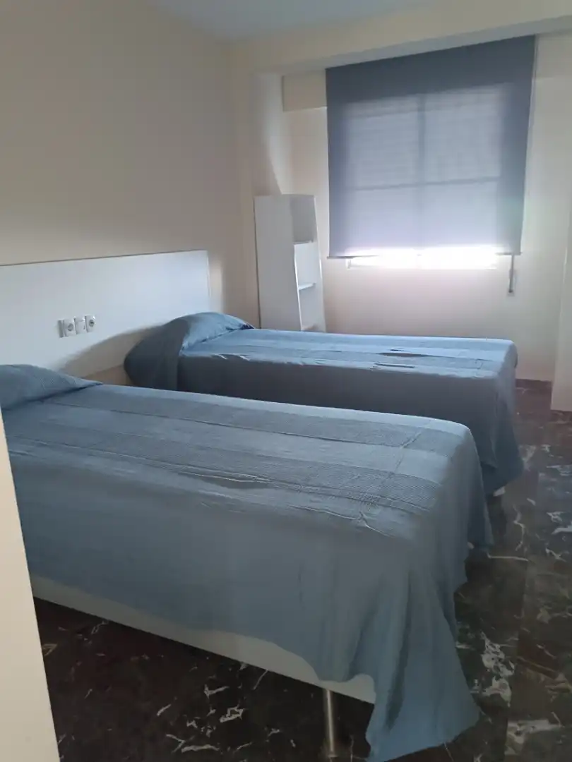 Habitación de Piso de alquiler en  Sevilla Capital con Aire acondicionado