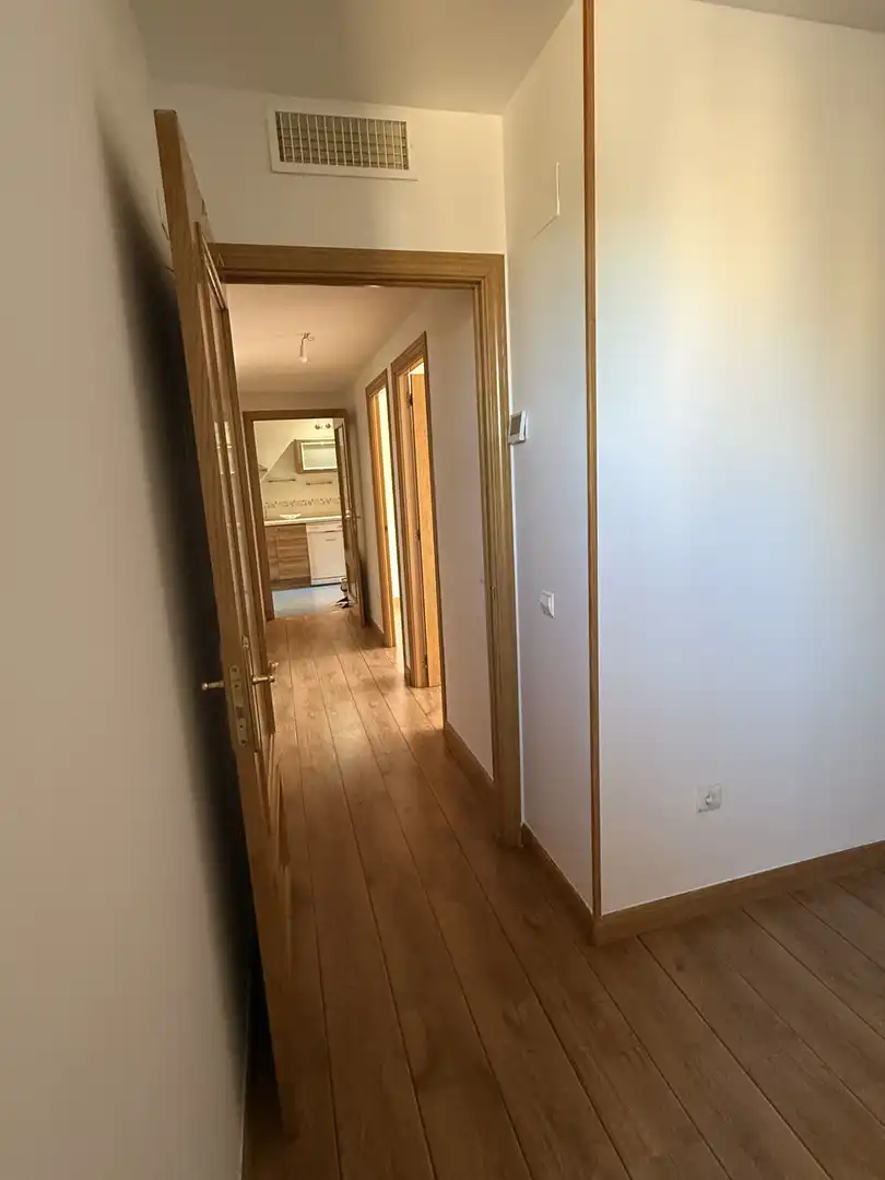 Flat for sale in Calle Emilio Cardenal Hernández, 132, Mejostilla Flat for sale in Cáceres with Air Conditioner, Heating and Parquet flooring