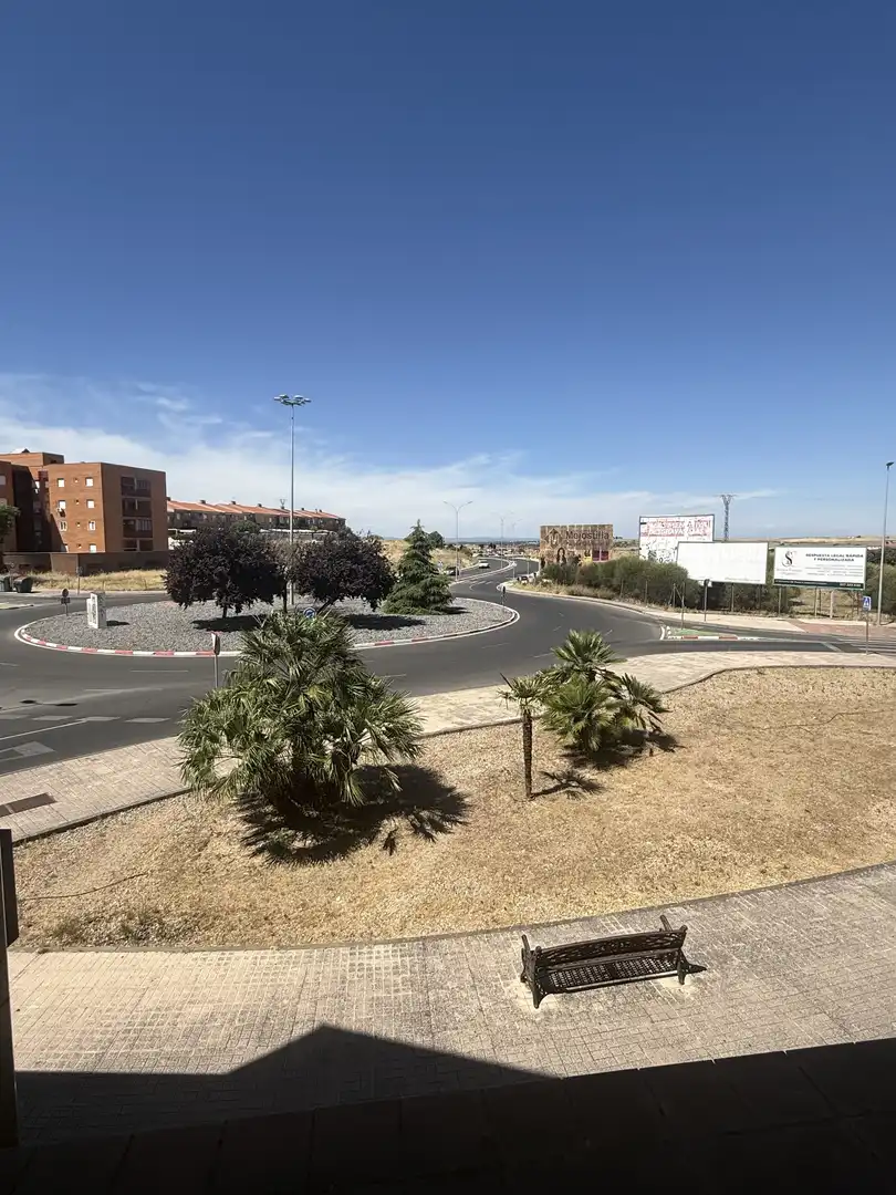 Flat for sale in Calle Emilio Cardenal Hernández, 132, Mejostilla Exterior view of Flat for sale in Cáceres with Air Conditioner, Heating and Parquet flooring