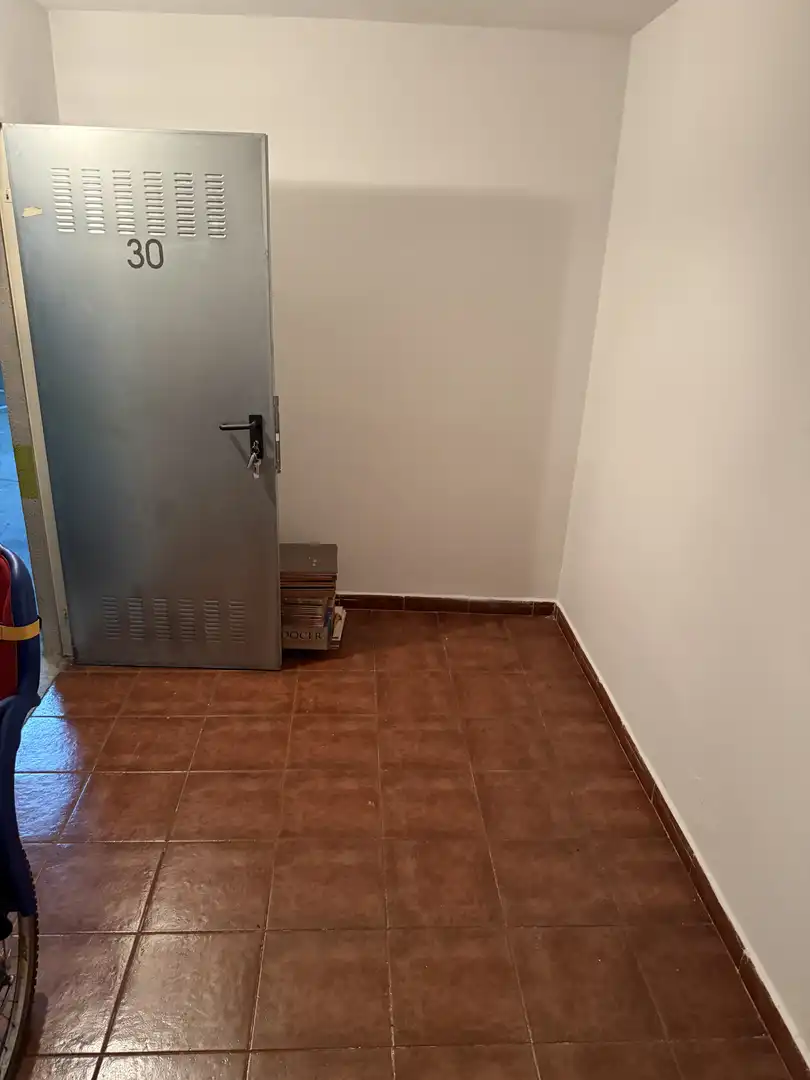 Flat for sale in Calle Emilio Cardenal Hernández, 132, Mejostilla Flat for sale in Cáceres with Air Conditioner, Heating and Parquet flooring